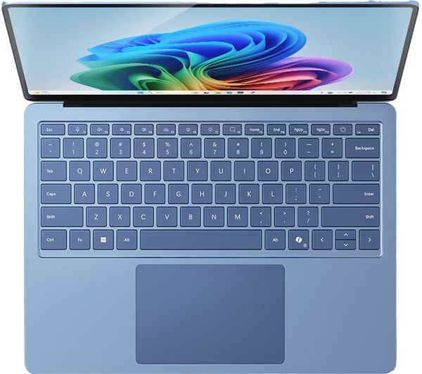 「早い物勝ち」Microsoft Surface Laptop 7614EF7E-2EB3-4528-