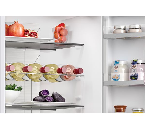 34901664 HOOVER HFTNF5518EW Integrated 70/30 Fridge Freezer Sliding