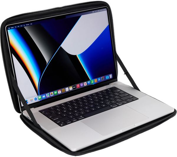 THULE Gauntlet 14" MacBook Sleeve - Black