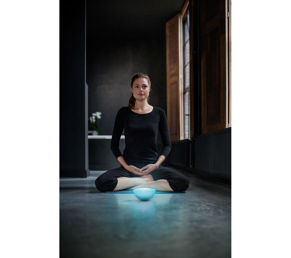 Philips Hue Go Portable Wireless Smart Table Lamp