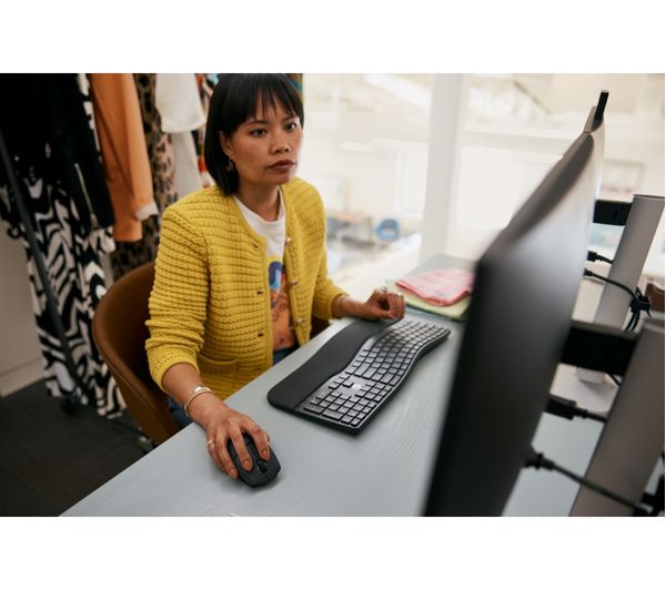 Hp 680 Comfort Dual Mode Wireless Keyboard Mouse Set Black Hp 680 Comfort Dual Mode Wireless Keyboard Mouse Set Black