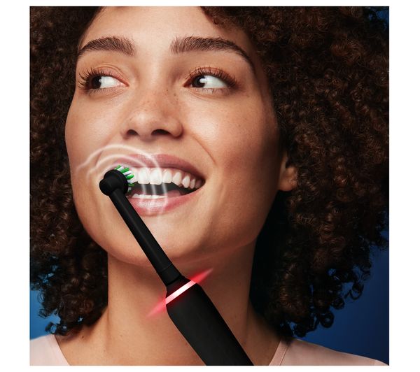 ORAPRO3000BK ORAL B CrossAction Pro 3 3000 Electric Toothbrush