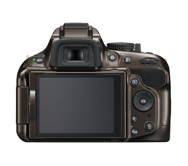 NIKON D5200 DSLR Camera with 18-55 mm f/3.5-5.6 VR Zoom Lens