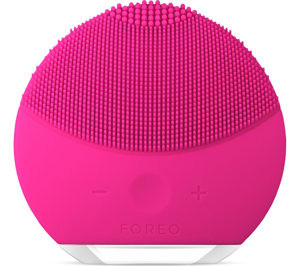 FOREO LUNA Mini 2 Facial Cleansing Brush Review