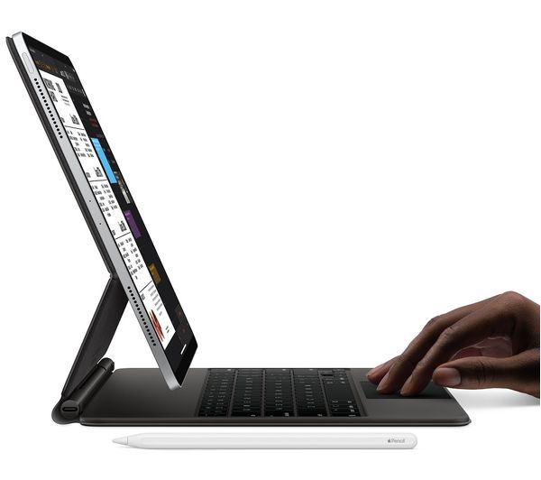 【keyboard付属】iPad Pro 11 Celluar 256GB APPLE 11