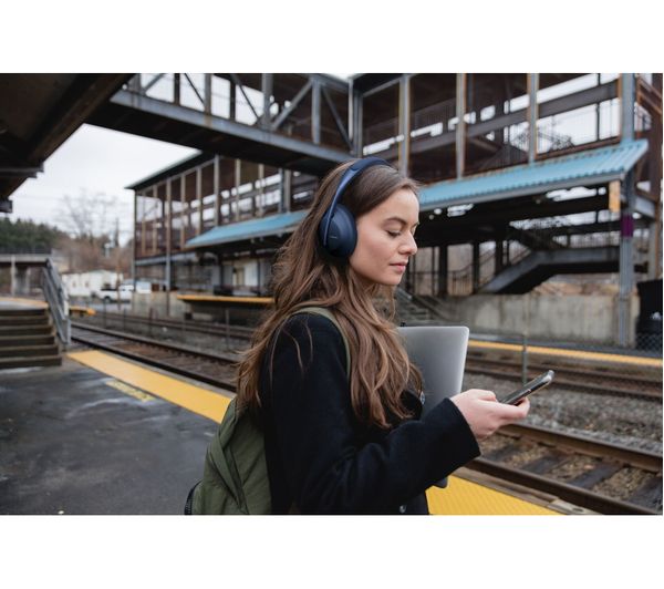 BOSE Wireless Bluetooth Noise-Cancelling Headphones 700 - Triple