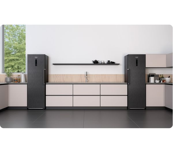 SAMSUNG Bespoke SpaceMax RZ32C7BDEB1/EU Tall Freezer - Black