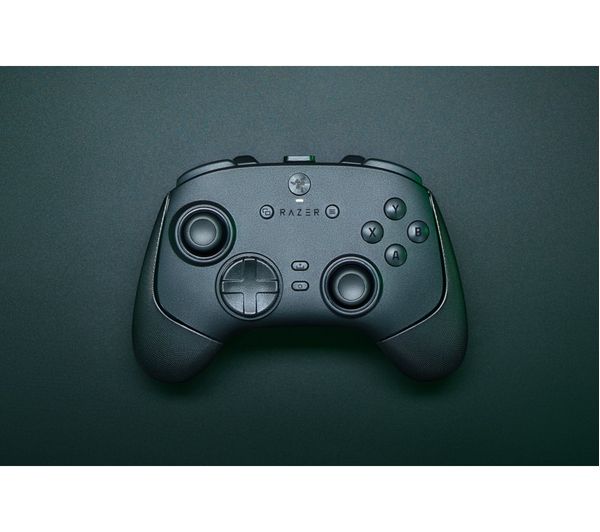 RAZER Wolverine V3 Pro Controller - Black - 127171 - Currys Business