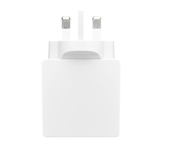 SANDSTROM S48MAIN17 Universal USB Charger