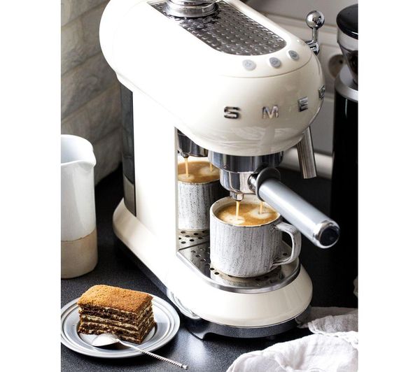 Smeg Dcf02sseu Filtre Kahve Makinesi 50 S Style Celik Trendyol